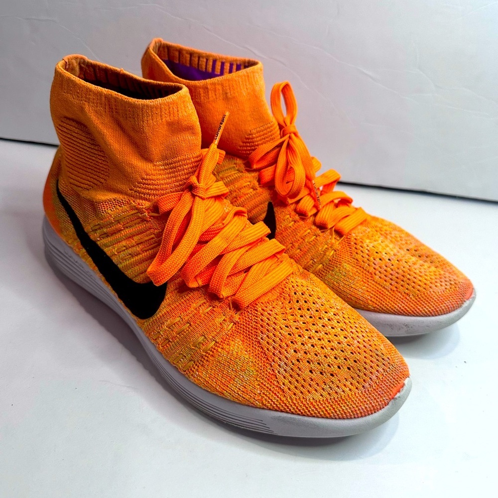 Women’s Nike Orange High-Top Sneakers Sz.10